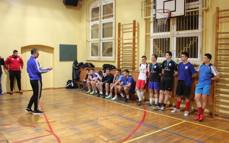 trening_seniorzy_22_01_2018_800px_07.jpg